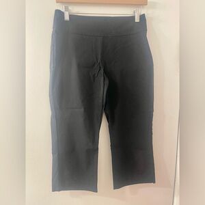 Ricki's Black Stretch Capri Pant